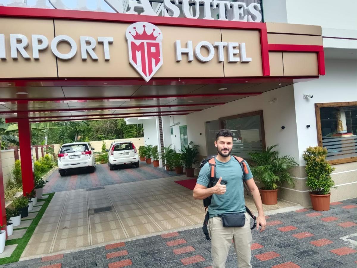 Marina Suites Airport Hotel Kochi 外观 照片