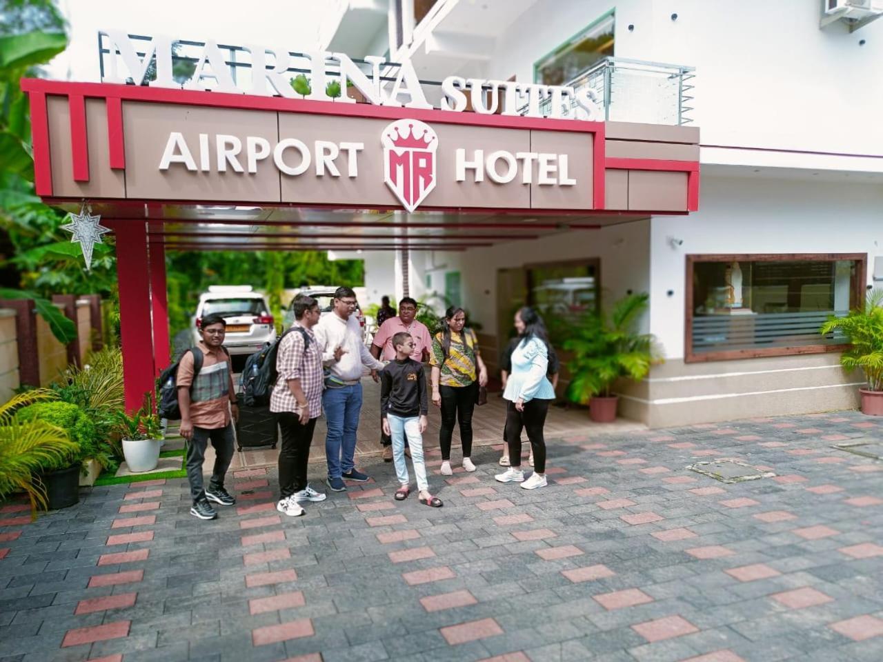Marina Suites Airport Hotel Kochi 外观 照片