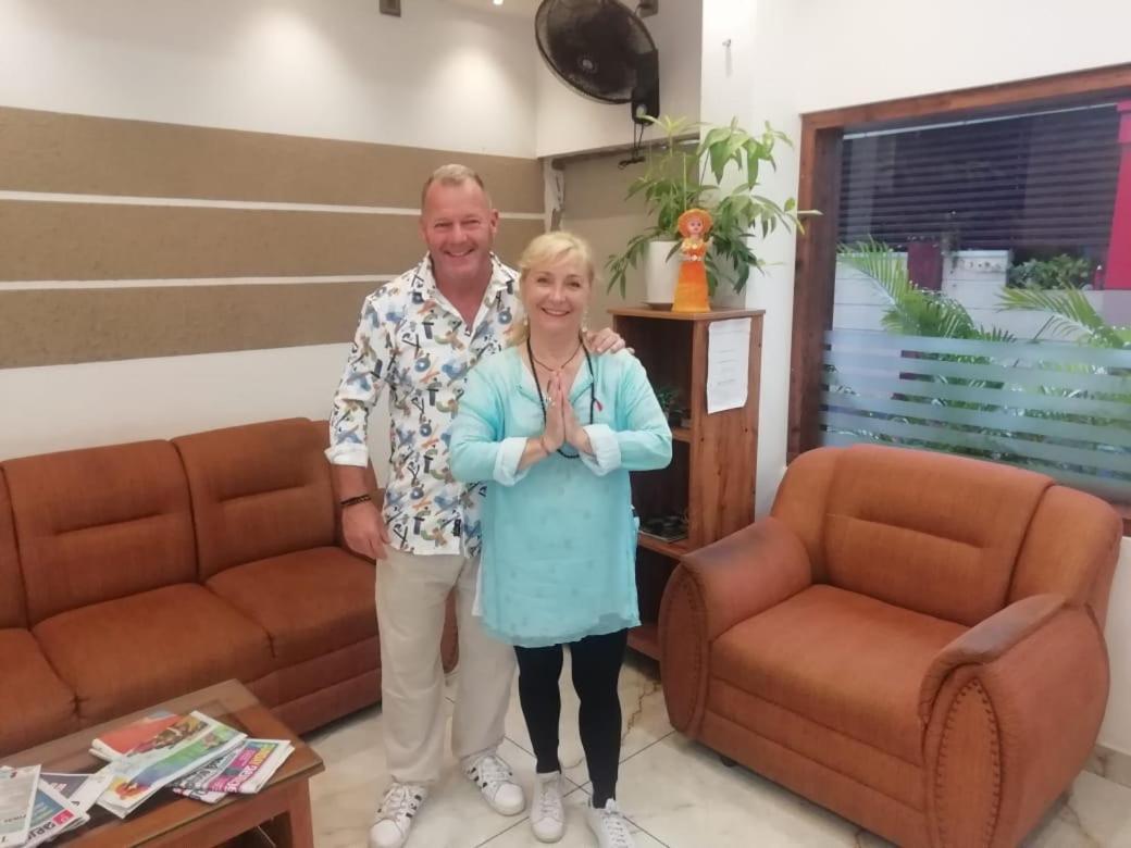 Marina Suites Airport Hotel Kochi 外观 照片