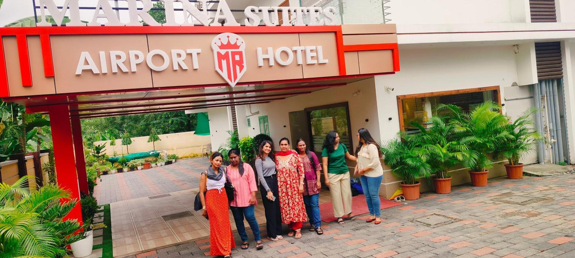 Marina Suites Airport Hotel Kochi 外观 照片