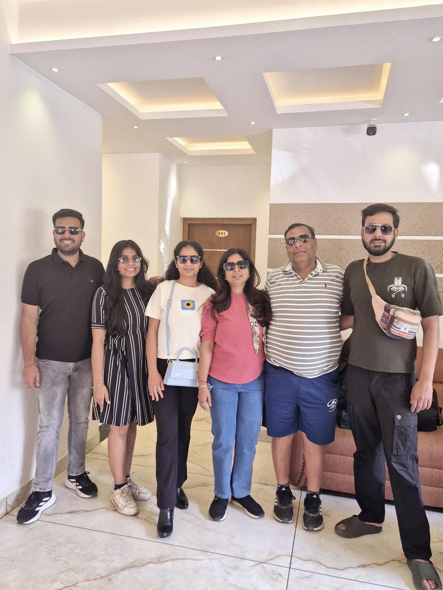 Marina Suites Airport Hotel Kochi 外观 照片